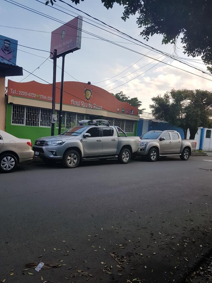 Hotel Rey De Reyes Managua Buitenkant foto